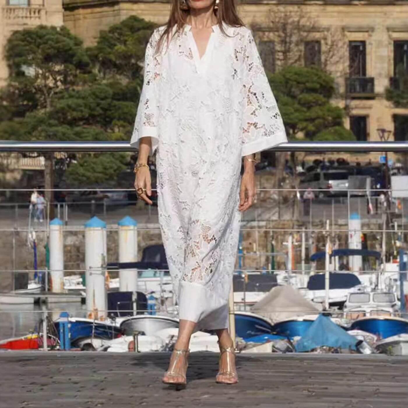 Kynava - Letnia sukienka z pięknym koronką